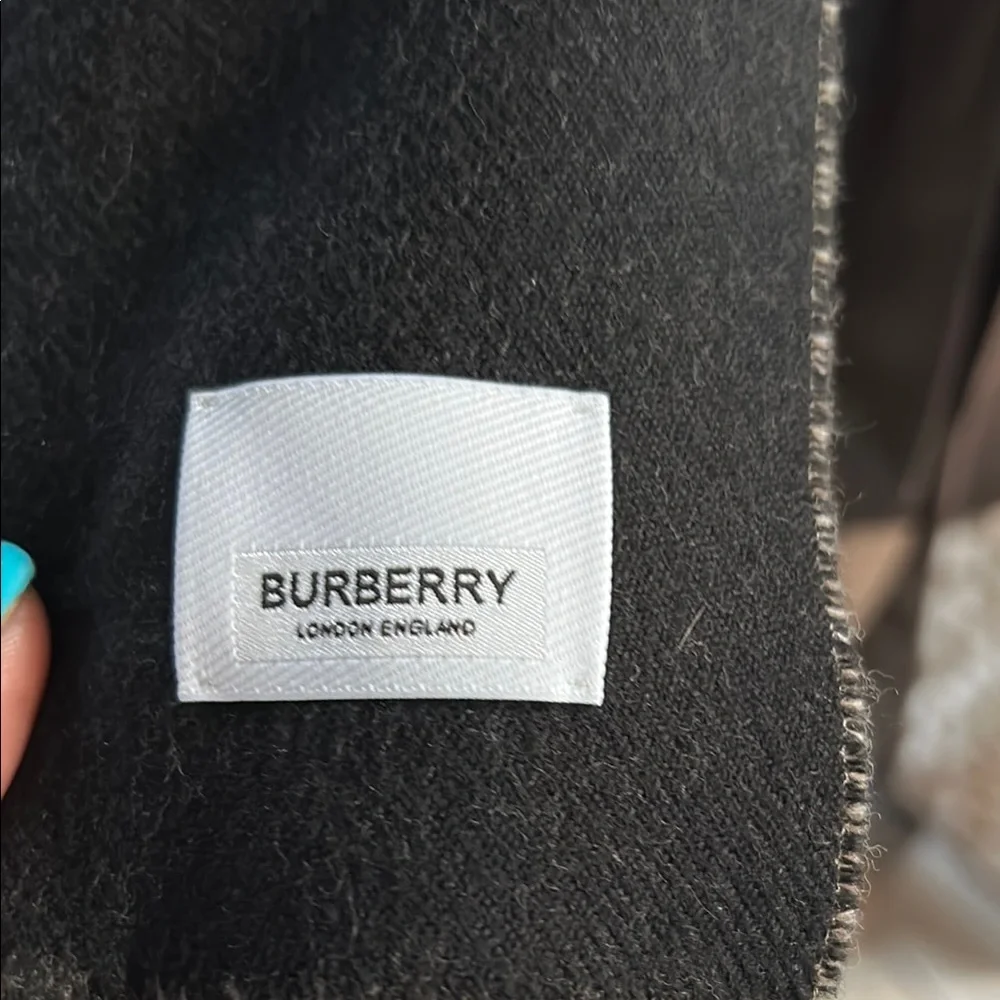 Burberry Beige and Black Logo Scarf Wrap - Picture 3 of 10